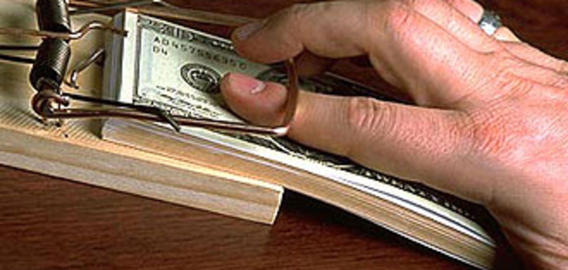 В Житомирской области открыто дело за взятку в 20 тысяч