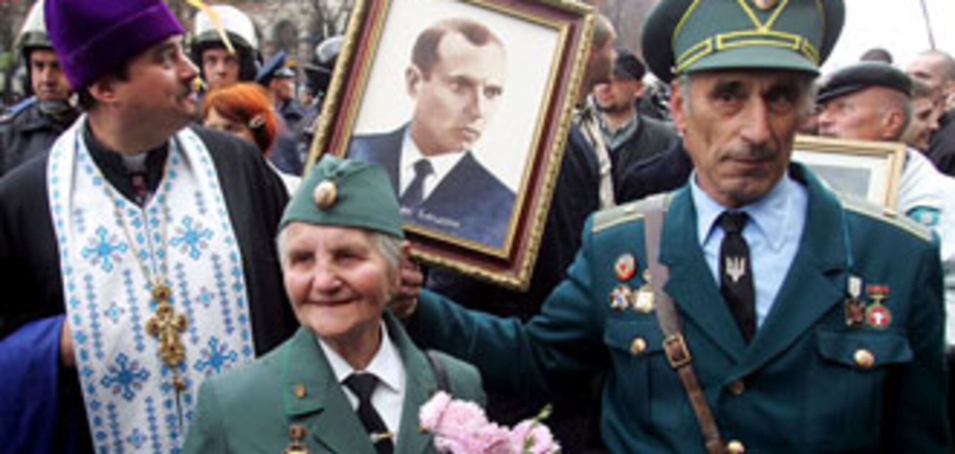 Внук Бандеры предлагает Януковичу договориться
