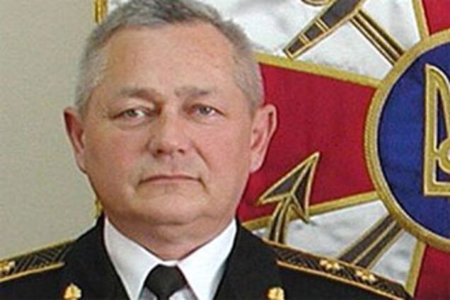 Командующие ВМС и ВС подали в отставку