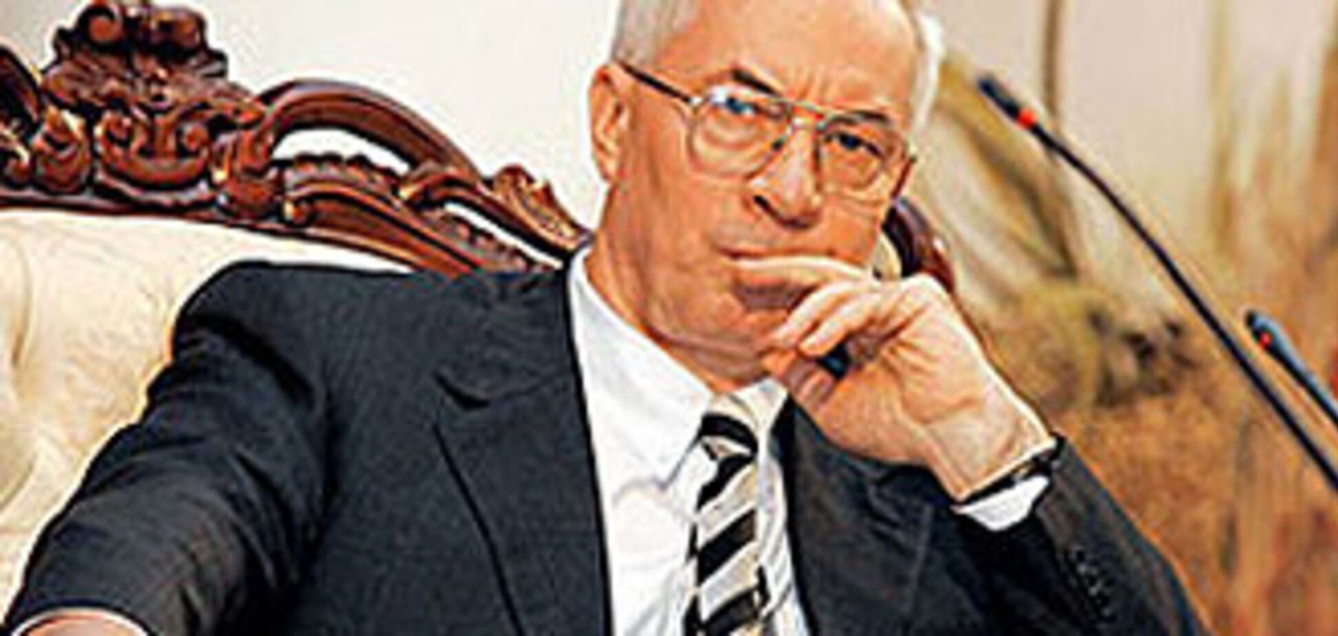 Азаров розбереться кого покарати в Києві