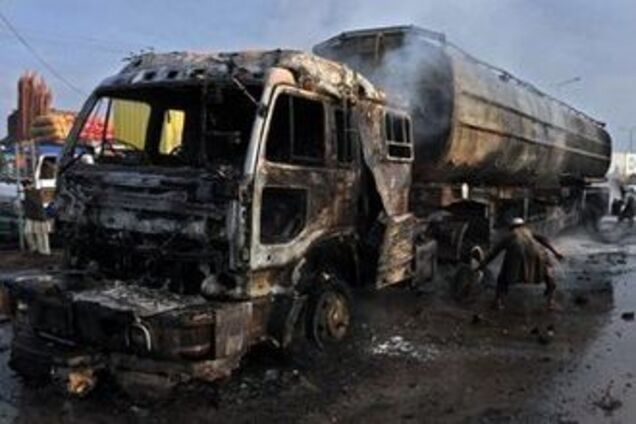 Паливний транспортер НАТО підірвали у Пакистані