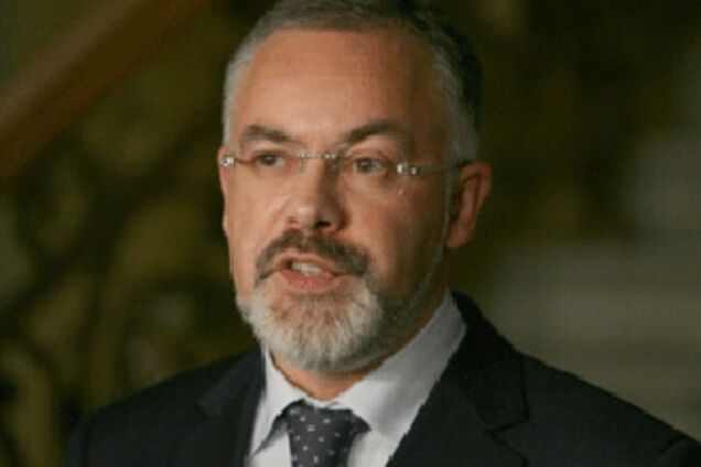 В Харькове Табачник 'топтал' учебник украинского языка