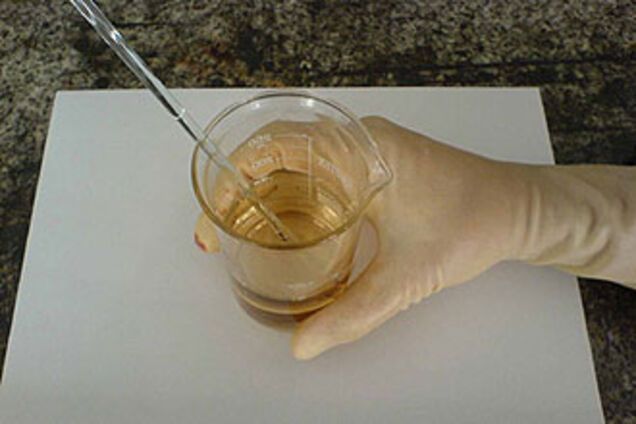 Мужчина отомстил бывшей жене: плеснул кислотой в лицо