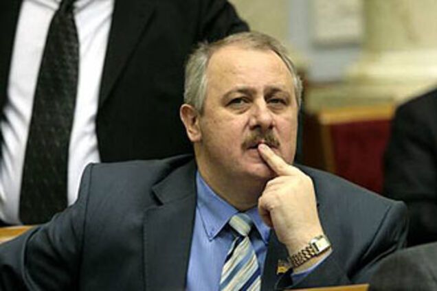 Парламентская коалиция хочет выборы осенью 2010 года