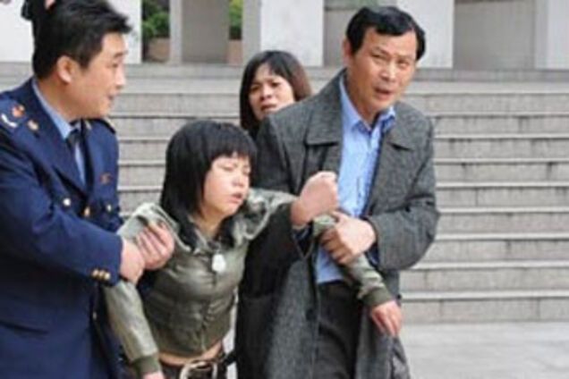 У Китаї лікар влаштував різанину в школі: вбито 8 дітей. ФОТО