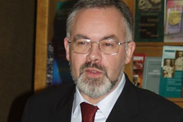 Табачнику шлют СМС с именами убитых министров