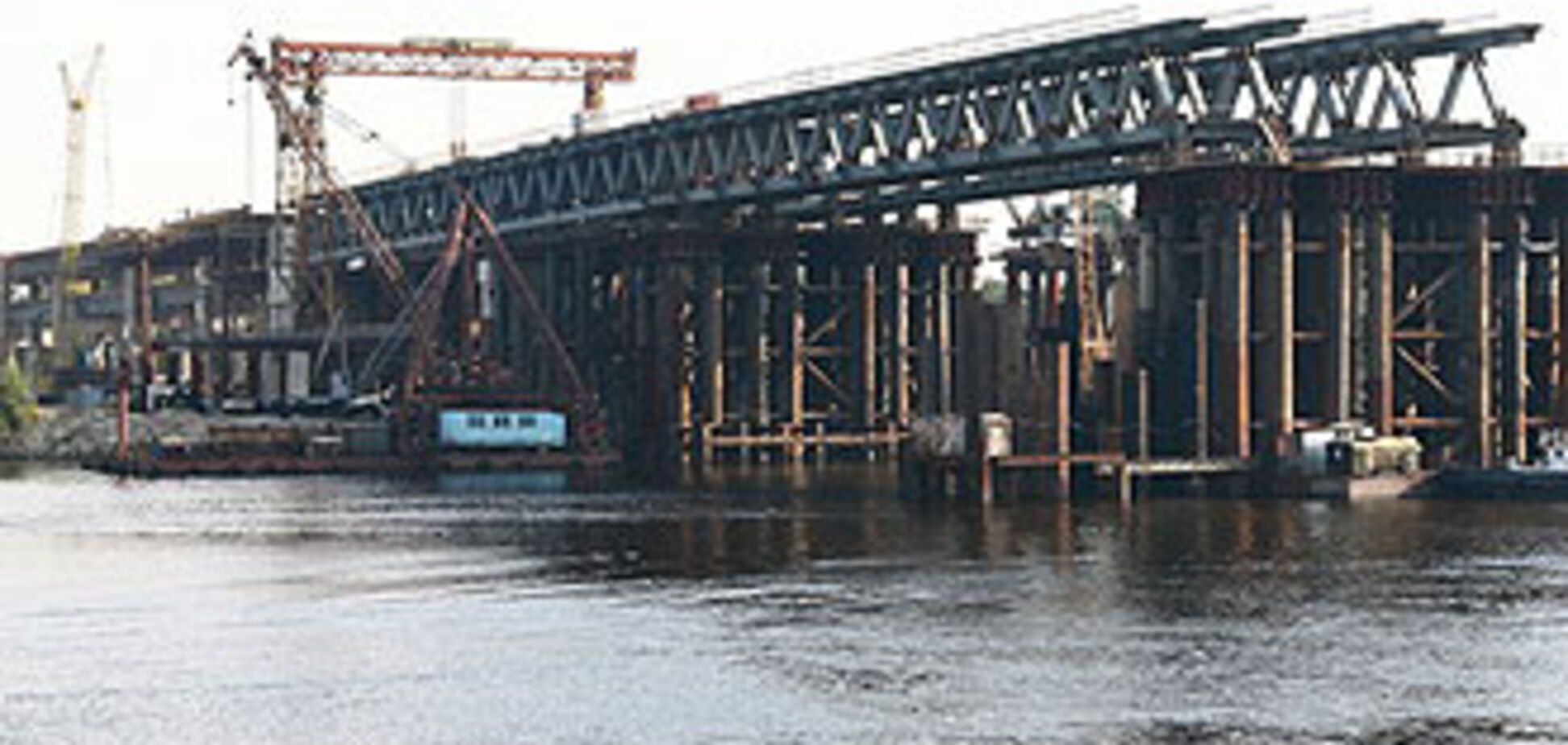 Мосты через Днепр достроят в кредит
