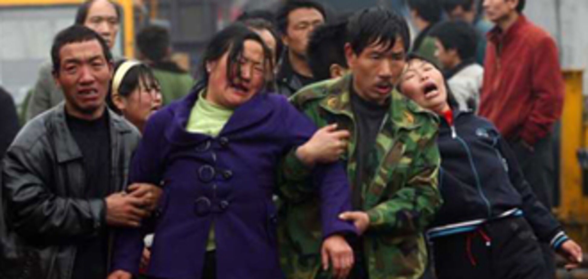 153 шахтера третий день сидят в смертельной ловушке