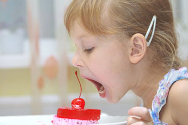 Кінець солодкого життя! Нові ціни на торти і цукерки