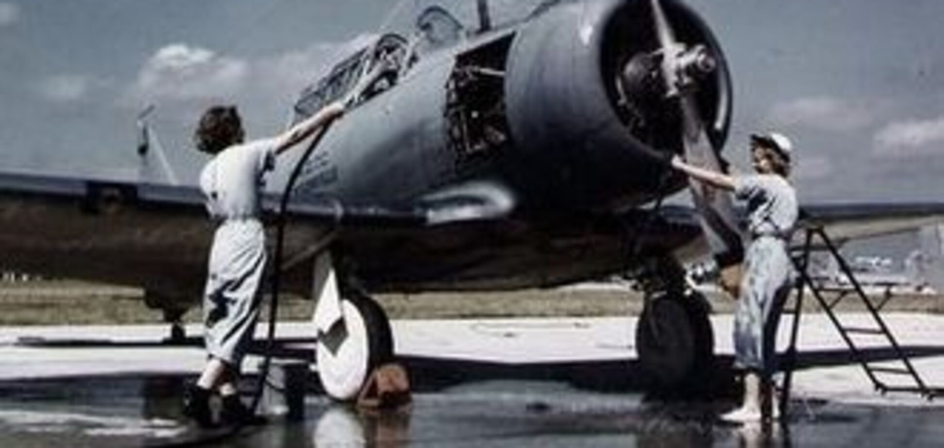 Самолет времен Второй мировой упал в океан