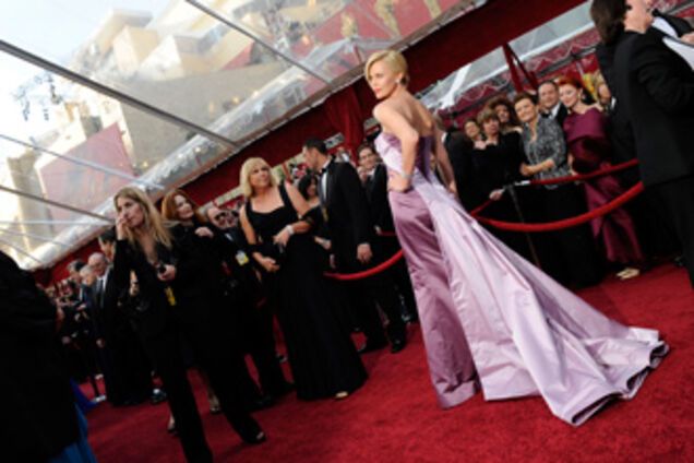 ТОП-40 самых ярких вечерних платьев с Оскара. ФОТО