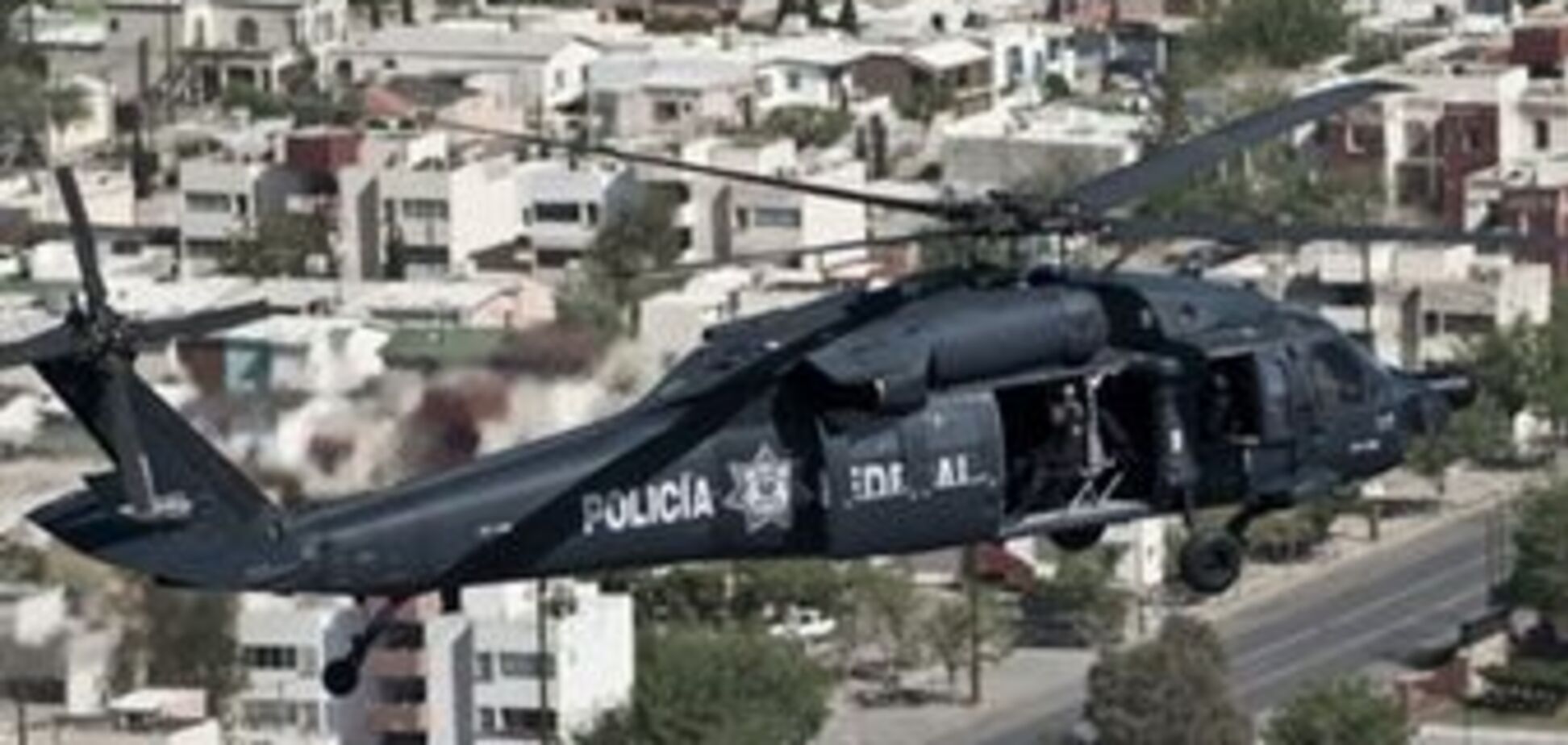 В консульство США бросили бомбу