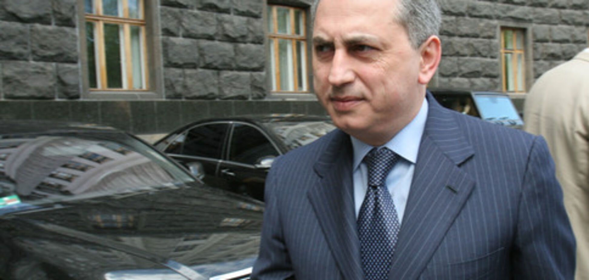 Колесников посоветовал Черновецкому сделать из Майбаха такси