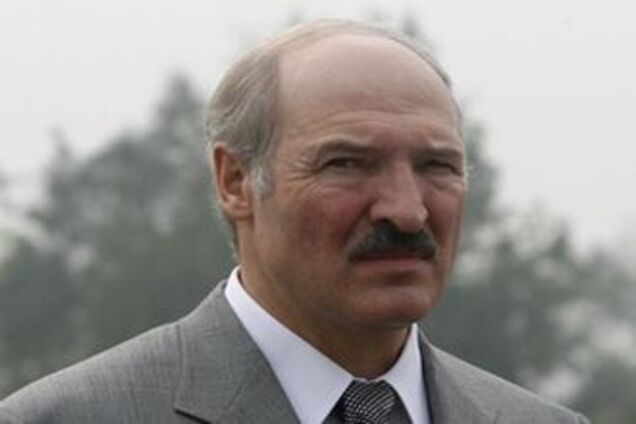 Лукашенко: за ядерну зброю мене приставили ніж до горла