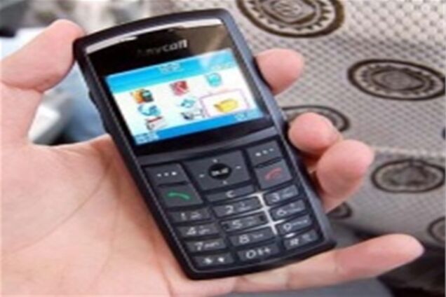 Мобильники по вредности прировняли к алкоголю и табаку