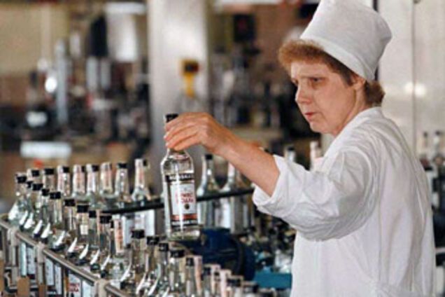 В Украине снова подорожают сигареты и алкоголь