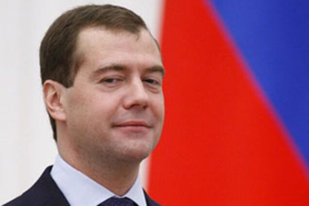 Янукович пообещает Медведеву оставить Черноморский флот