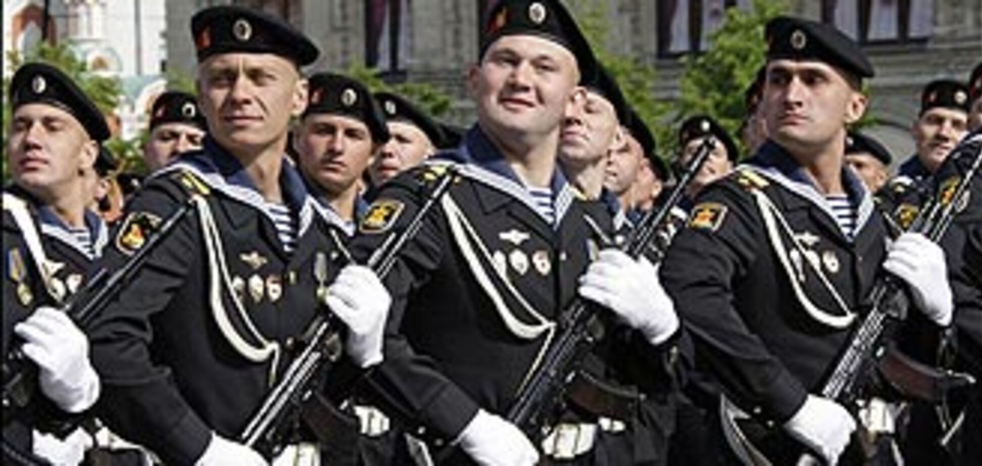 УНП призывает не пускать российских военных на парад