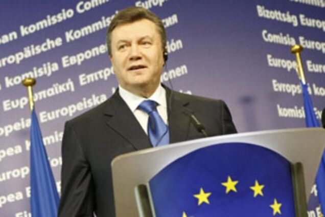 Янукович отменил поездку во Львов