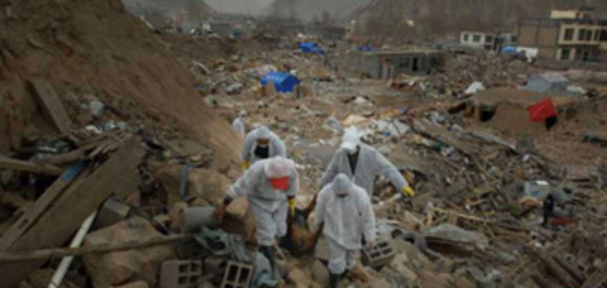 Землетрясения в Китае: более 2 тыс. жертв. ФОТО и ВИДЕО