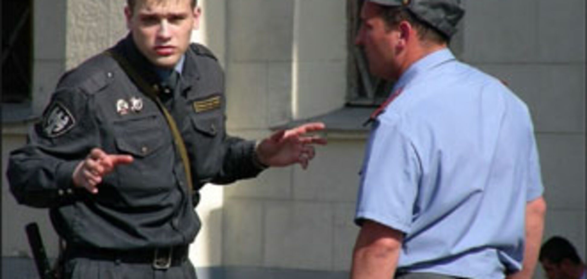 П'яний міліціонер відкрив стрілянину по підлітках