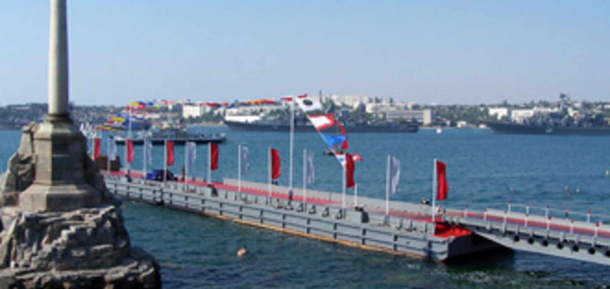 Азаров: Референдуму щодо флоту не буде