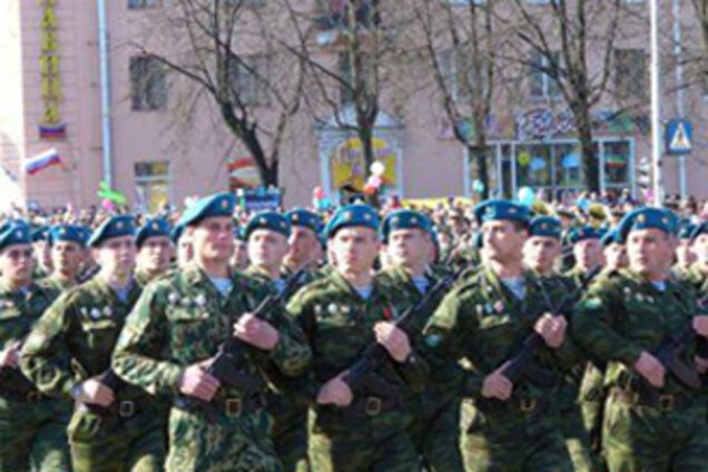 Російська база в Киргизстані готується до оборони