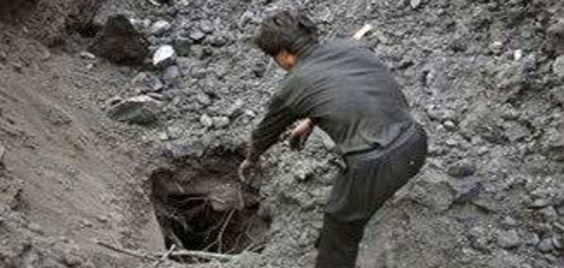 На Донбасі виявили нелегальний шахтний комплекс