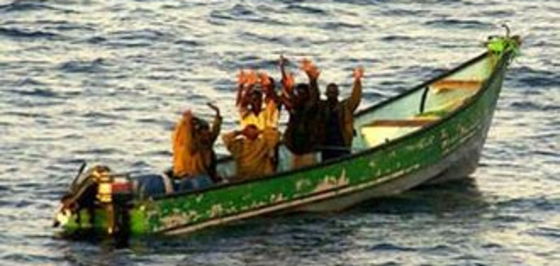 Пірати загрожують розстрілювати всіх полонених росіян