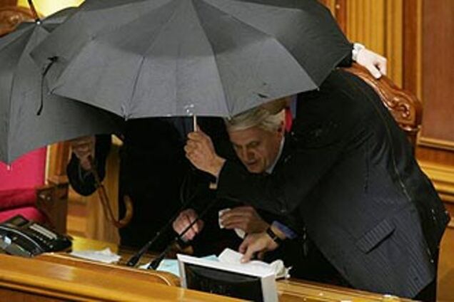 ГПУ изучает яично-дымовой скандал со всех сторон