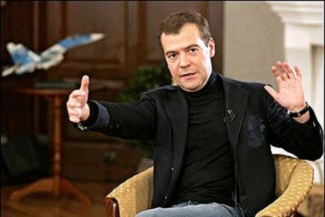 Медведев приказал подготовить план развития Севастополя