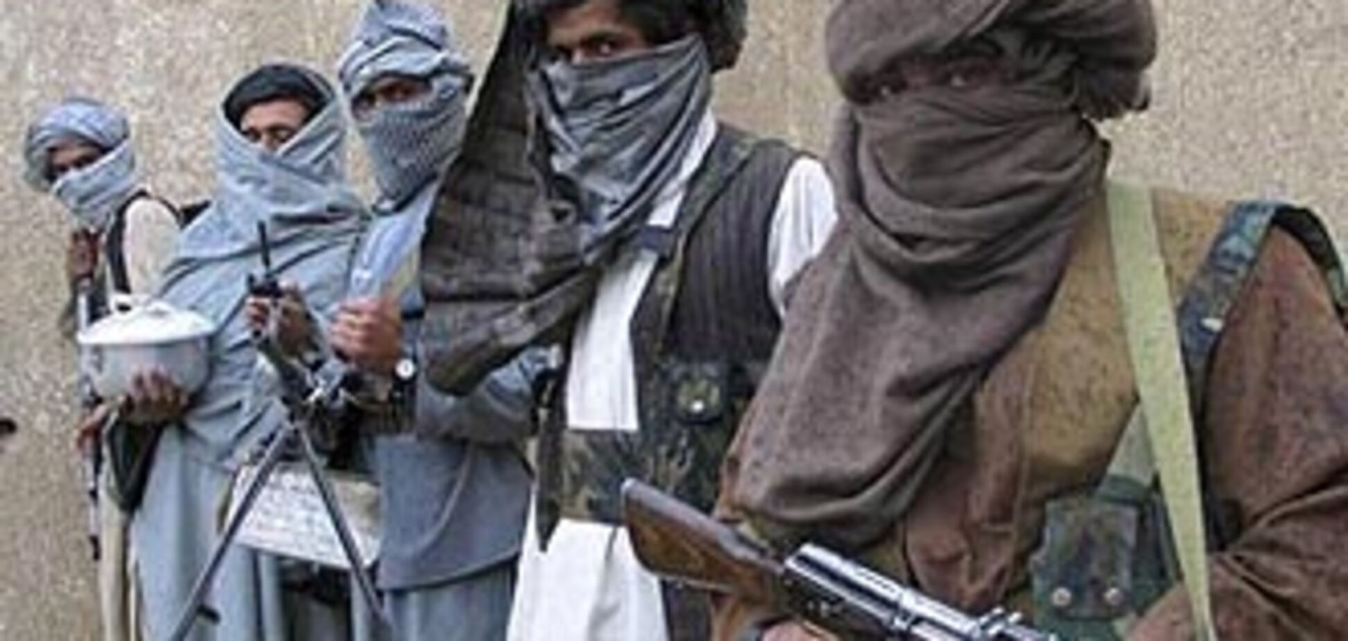 Талибы в Пакистане взяли в заложники полторы тысячи человек