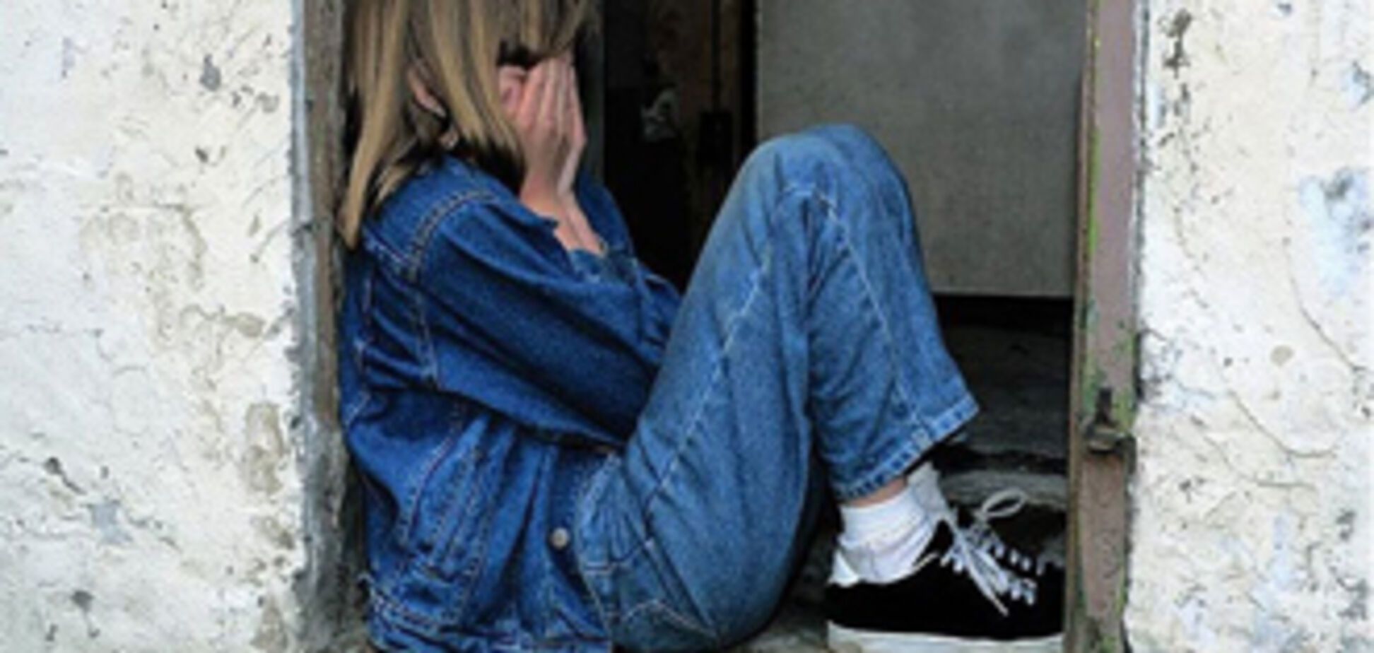 Учитель поглумився над 11-річною школяркою