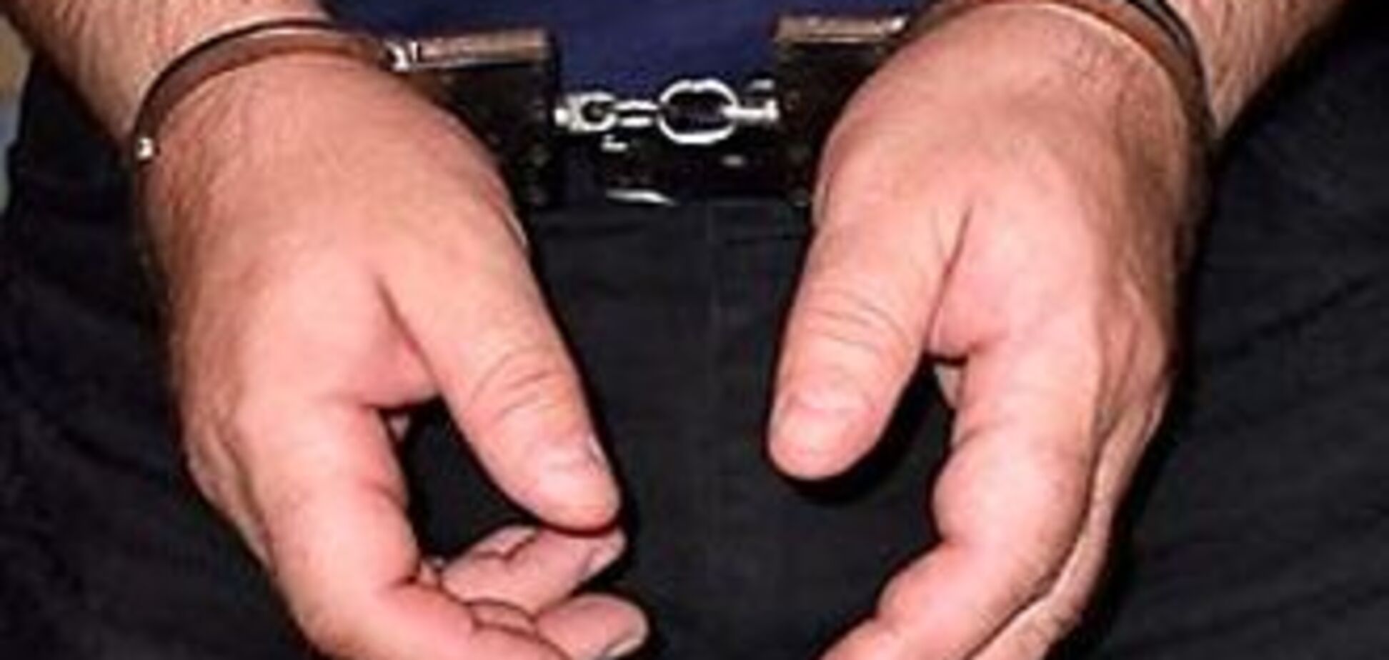 На Донбасі міліціонер намагався згвалтувати жінку