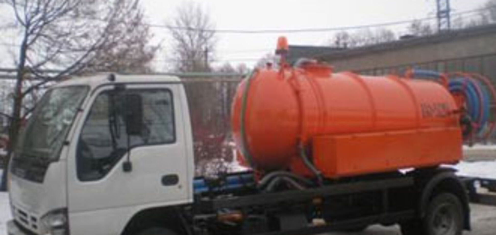 У Криму рейсовий автобус протаранив асенізаторську машину