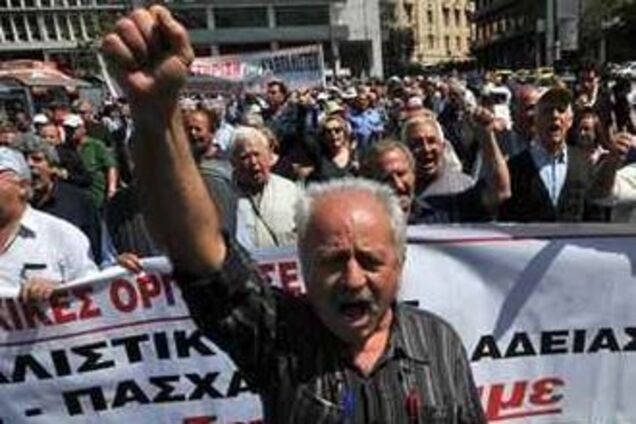 Грецию охватила общенациональная забастовка
