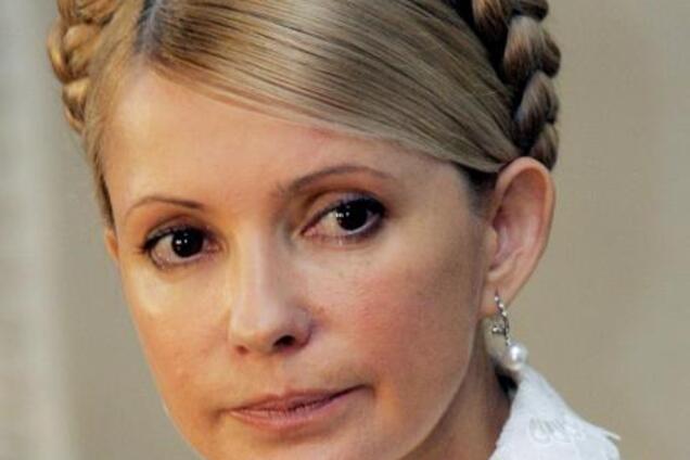 Тимошенко говорит, что Янукович закрывает ей рот