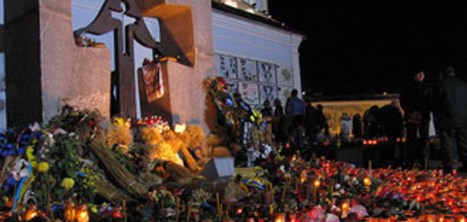 На Януковича подали до суду за заперечення геноциду українців