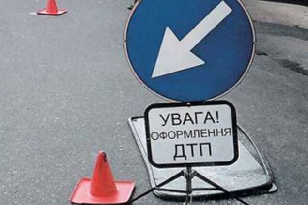 Во Львове пьяная женщина сбила мать с ребенком
