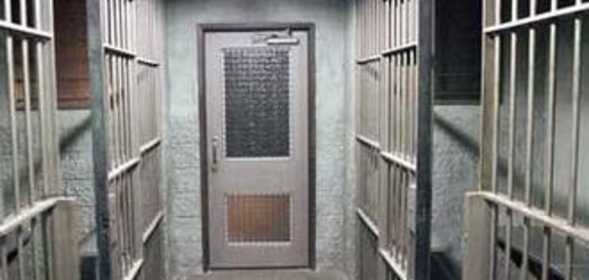 Директор музея выдавала зарлату 'мертвым душам'