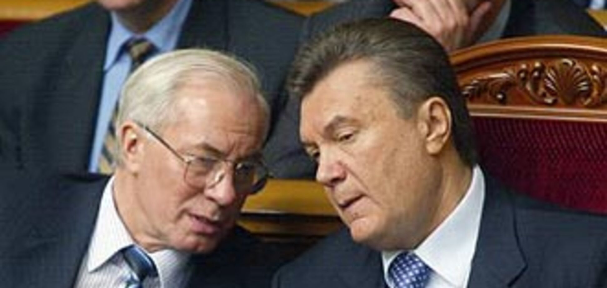 Янукович и Азаров декларируют рост ВВП на уровне 6,1%