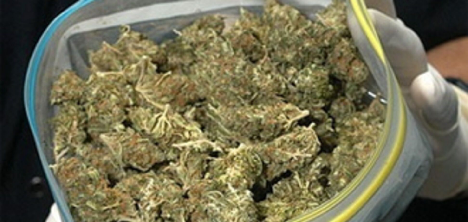 Мужчина пытался получить iPad в обмен на марихуану