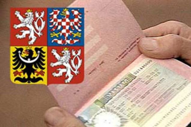 Чехия признала, что ее посольство 'обдирало' украинцев