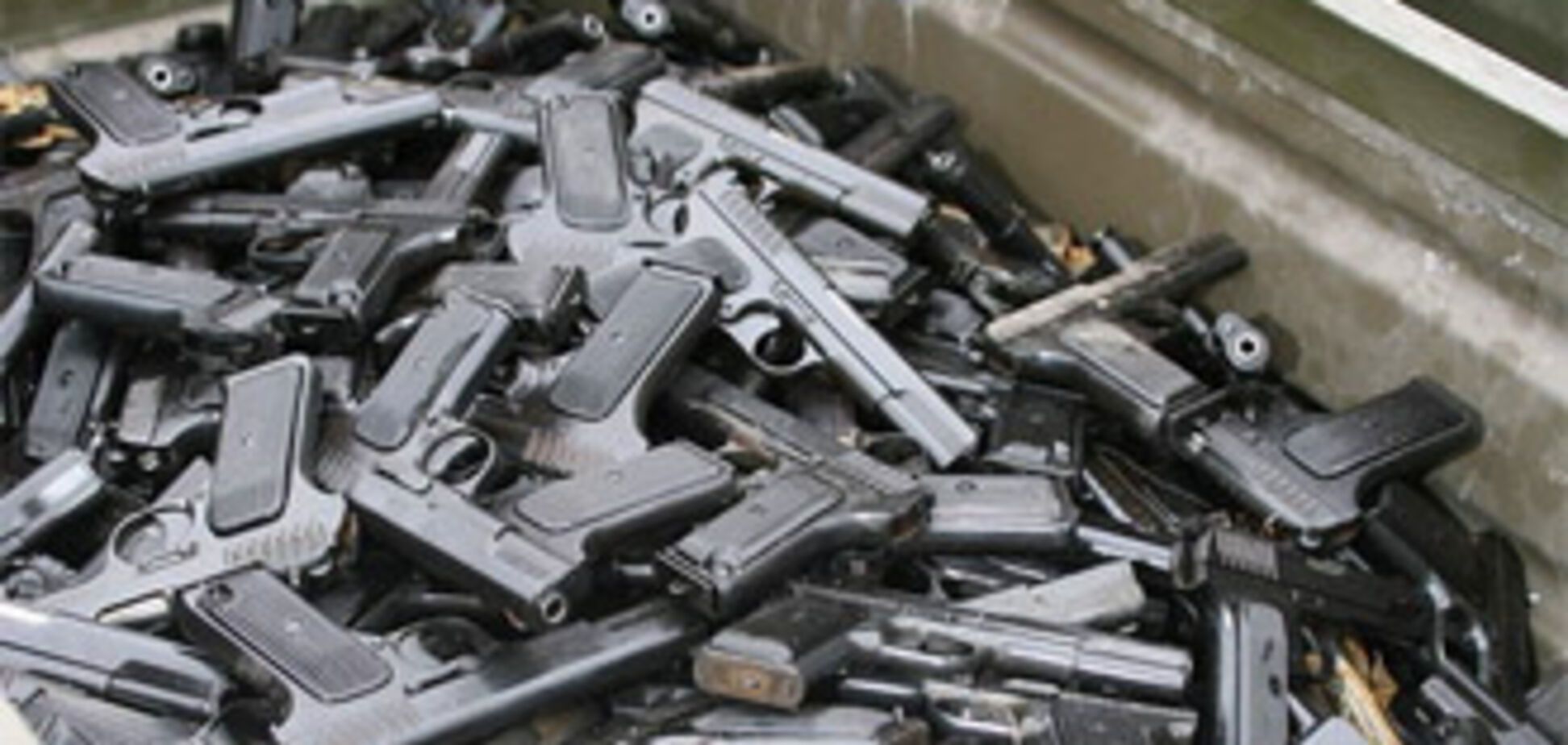 На Кіпрі затримали судно, що перевозило зброю