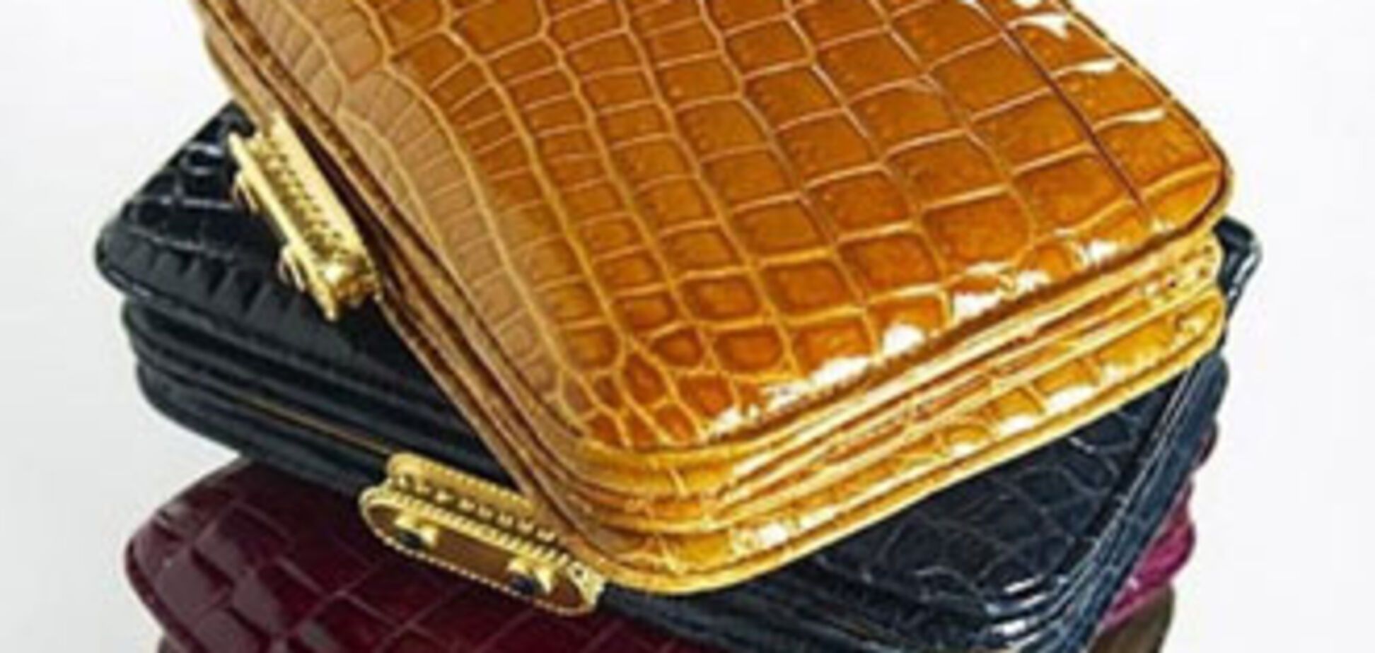 Трое 'модниц' обворовали 28 магазинов в Черновцах