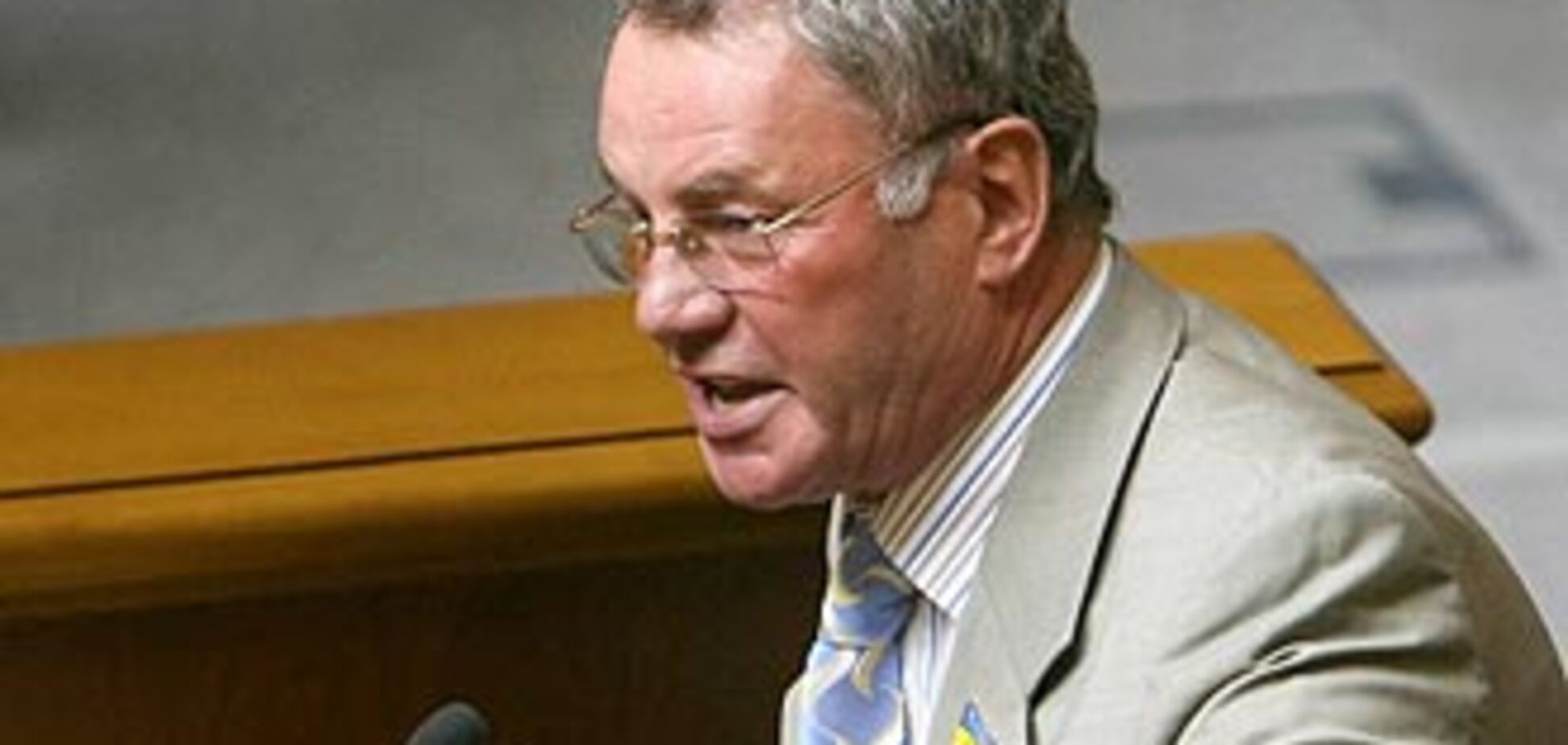 Укранського мови мало - тепер заважає ще й гімн України