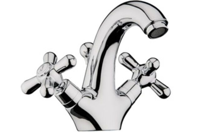 Мужчина украл краны и залил квартиры на сотни тысяч