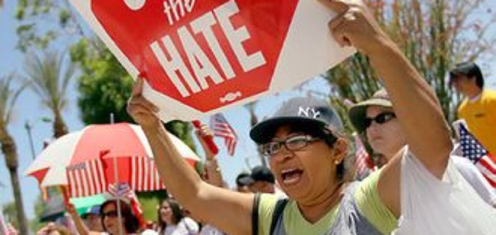 Мексиканцы-нелегалы начали разъезжаться по США