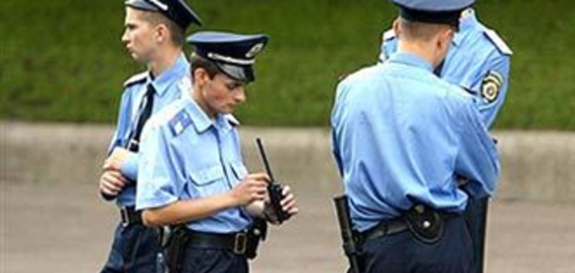 Мужчина открыл огонь из ружья по соседям и милиционерам