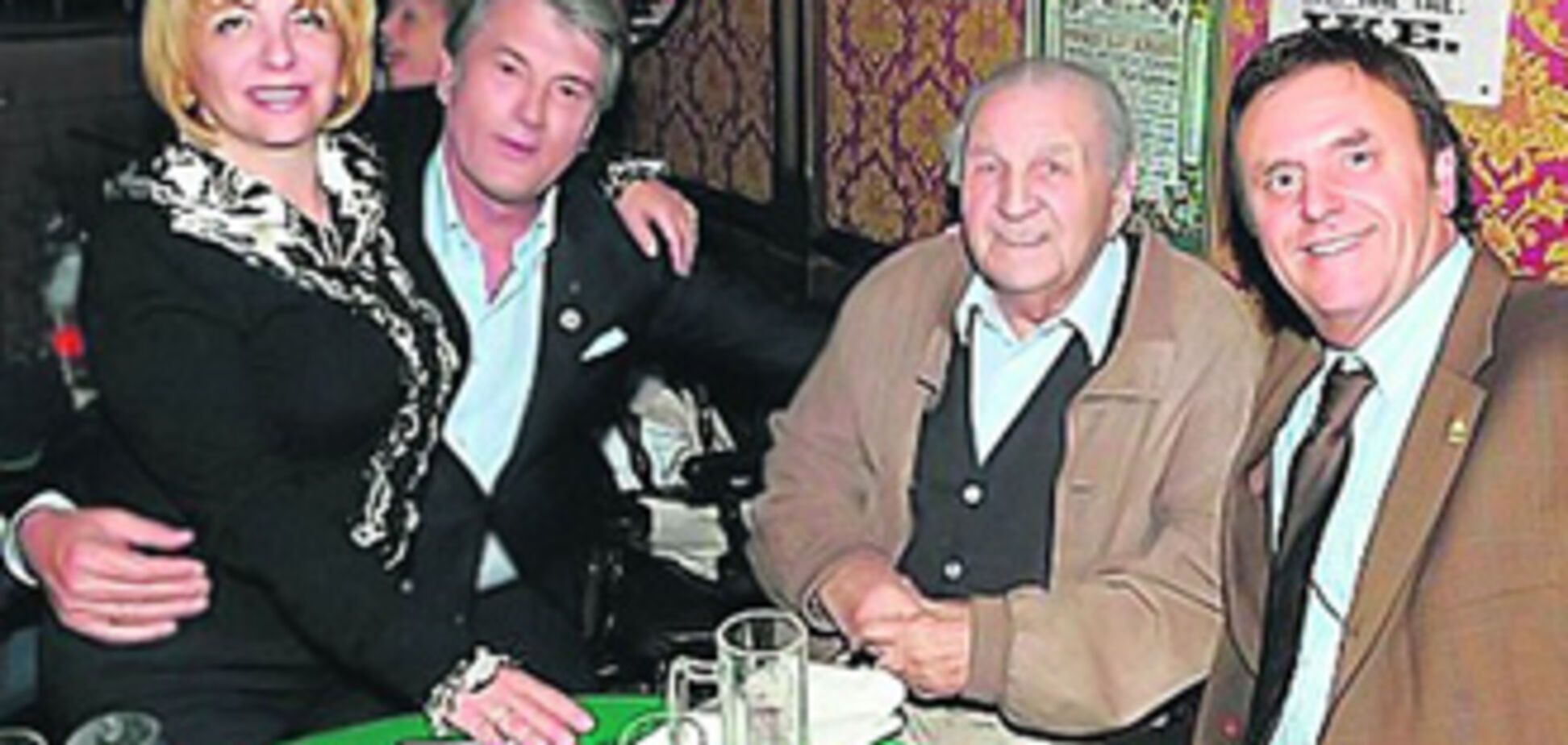 Життя на' громадянці': Ющенко ліпить з глини і подорожує